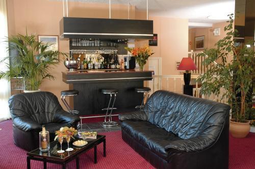Inter-Hotel La Closerie Beaune Beaune  Bagian luar foto