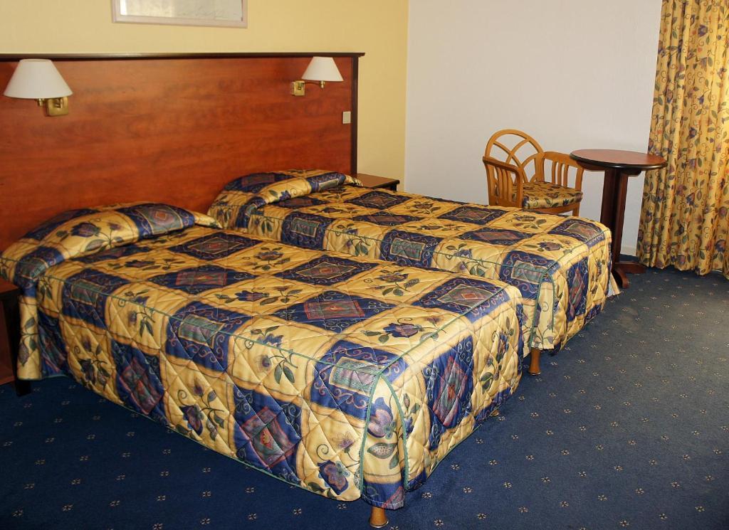 Inter-Hotel La Closerie Beaune Beaune  Ruang foto